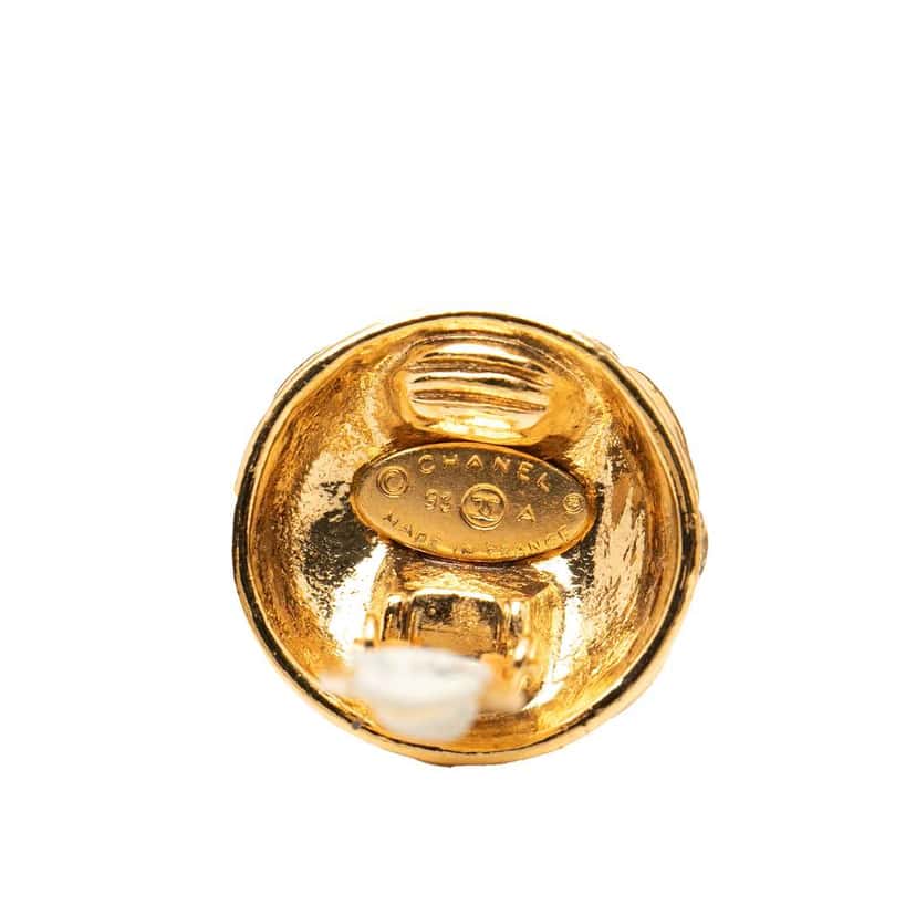 Chanel CC Gold Plated Quilted Round Clip On Earrings Gold Metal Very good condition - Inside View
