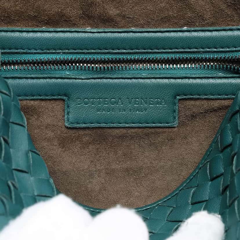 Bottega Veneta Nappa Intrecciato Nodini Crossbody Blue Leather Very good condition - Box View