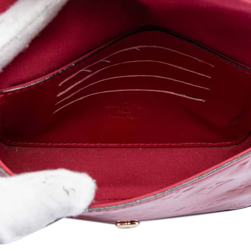 Louis Vuitton Monogram Vernis Mini Sac Lucie Red Leather Very good condition - Model View