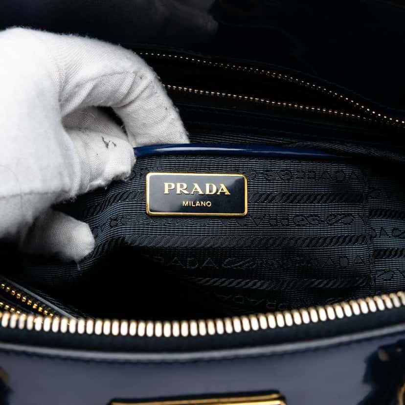 Prada Large Spazzolato Promenade Satchel Blue Leather Good condition - Box View