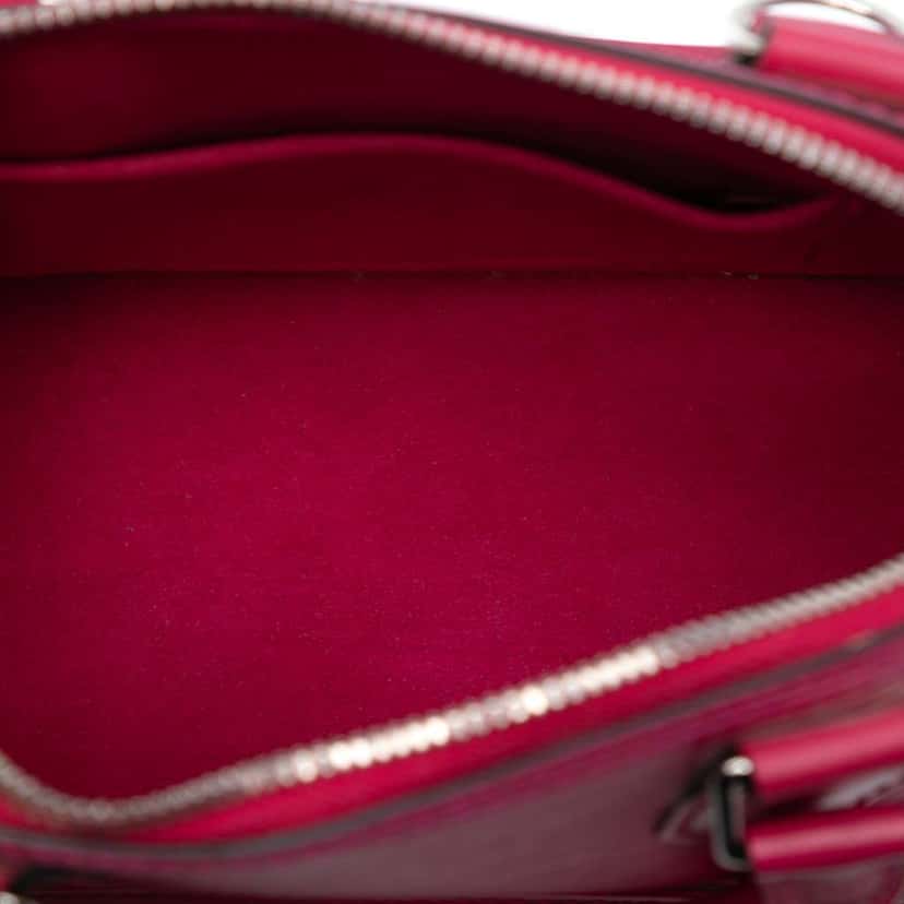 Louis Vuitton Epi Alma BB Pink Leather Good condition - Model View