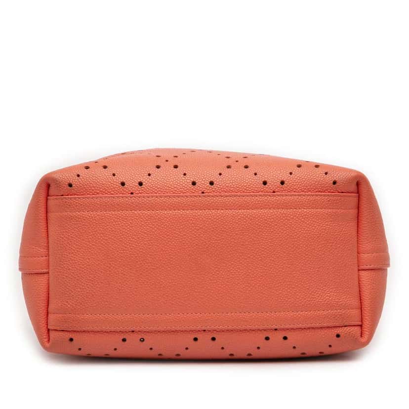 Chanel Medium CC Perforated Caviar Drawstring Bucket Bag Orange Leather Good condition - Inside View