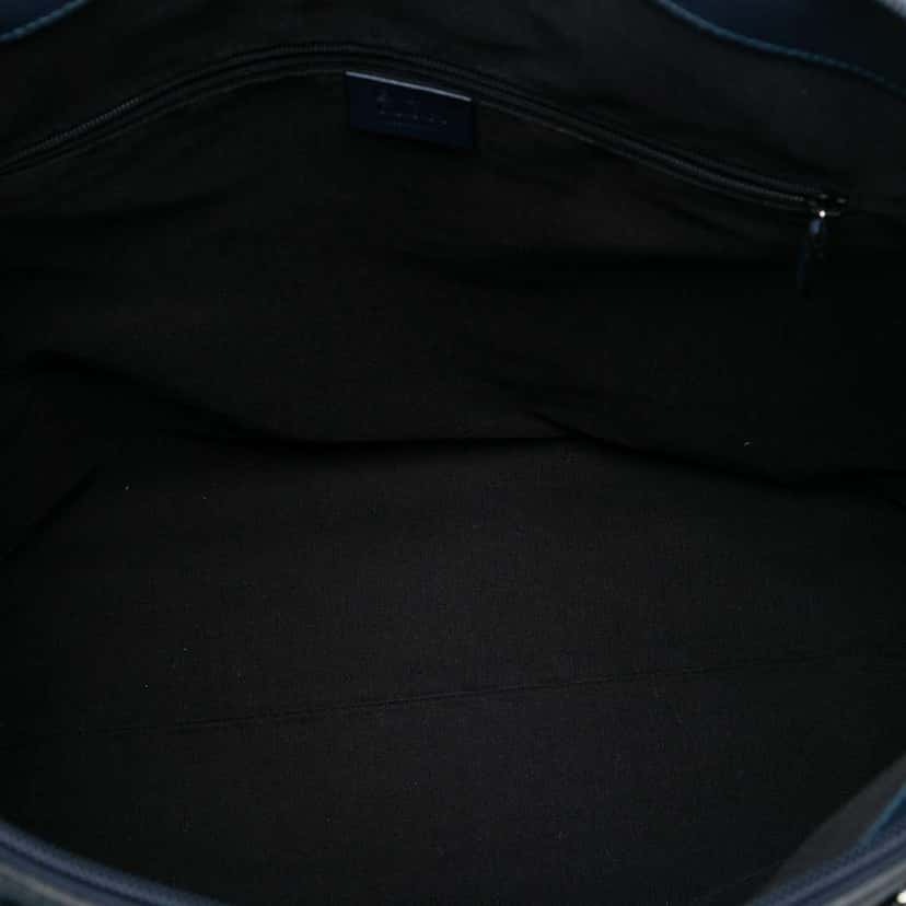 Gucci Large Leather Charm Dome Satchel Blue Leather Very good condition - Model View