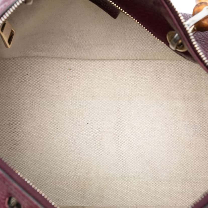 Gucci Medium Calfskin Bamboo Shopper Boston Bag Red Leather Very good condition - Model View