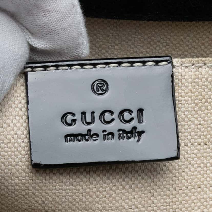 Gucci Medium Patent Emily Shoulder Bag Black Leather Very good condition - Box View