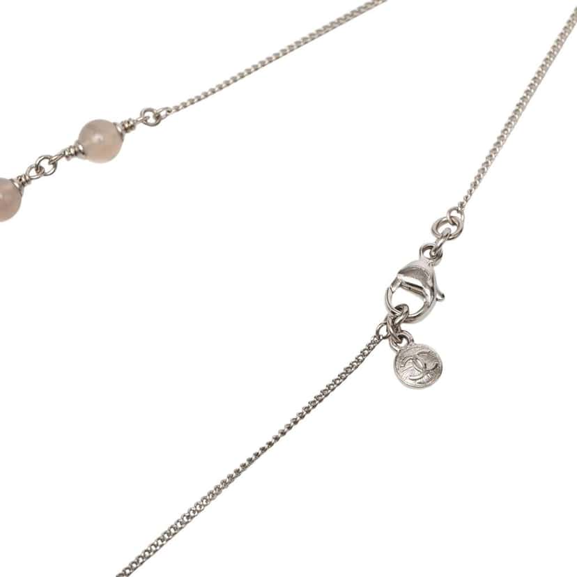 Chanel CC Silver Plated Beads and Rhinestones Star Pendant Necklace Silver Metal Very good condition - Model View