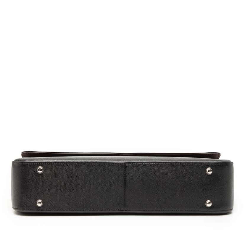 Burberry Leather Shoulder Bag Black Leather Very good condition - Inside View