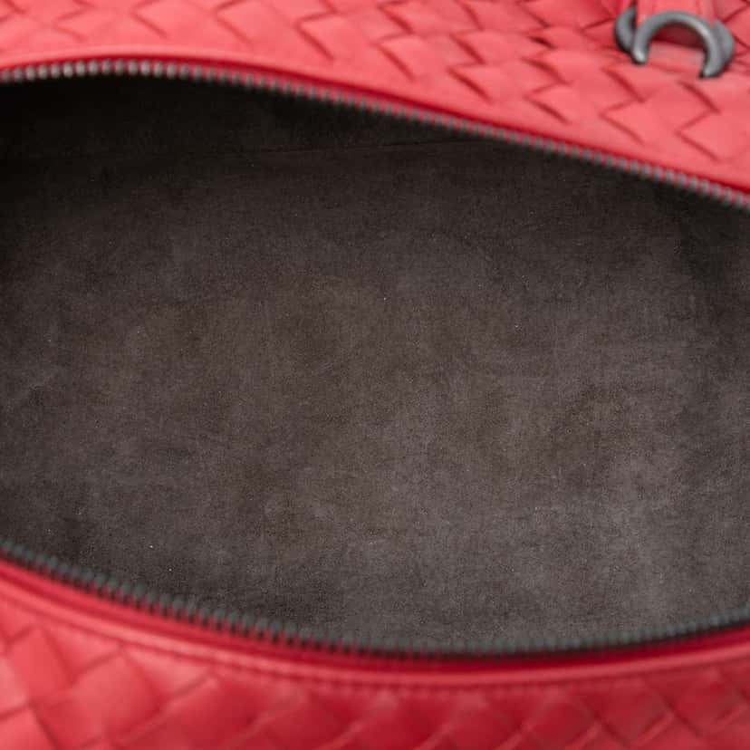 Bottega Veneta Nappa Intrecciato Satchel Red Leather Good condition - Model View
