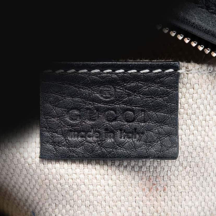 Gucci Mini Pebbled Calfskin Soho Chain Crossbody Black Leather Very good condition - Box View