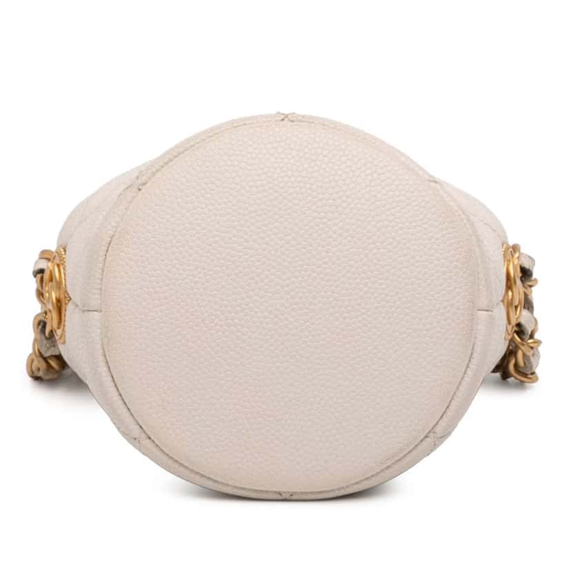 Chanel Mini Quilted Caviar Twist Your Buttons Drawstring Bucket Bag White Leather Very good condition - Inside View