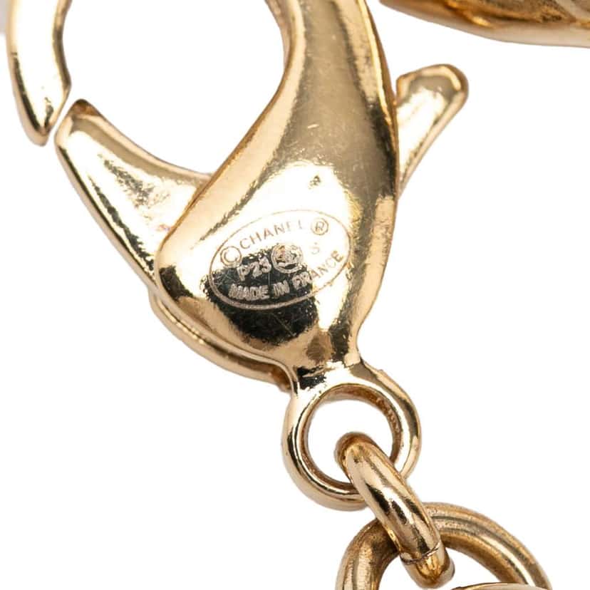 Chanel CC Gold Plated Rhinestone Chain Choker Necklace Gold Metal Very good condition - Model View