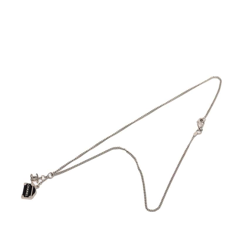 Chanel Silver Plated CC Enamel 31 Rue Cambon Pendant Necklace Silver Metal Very good condition - Box View