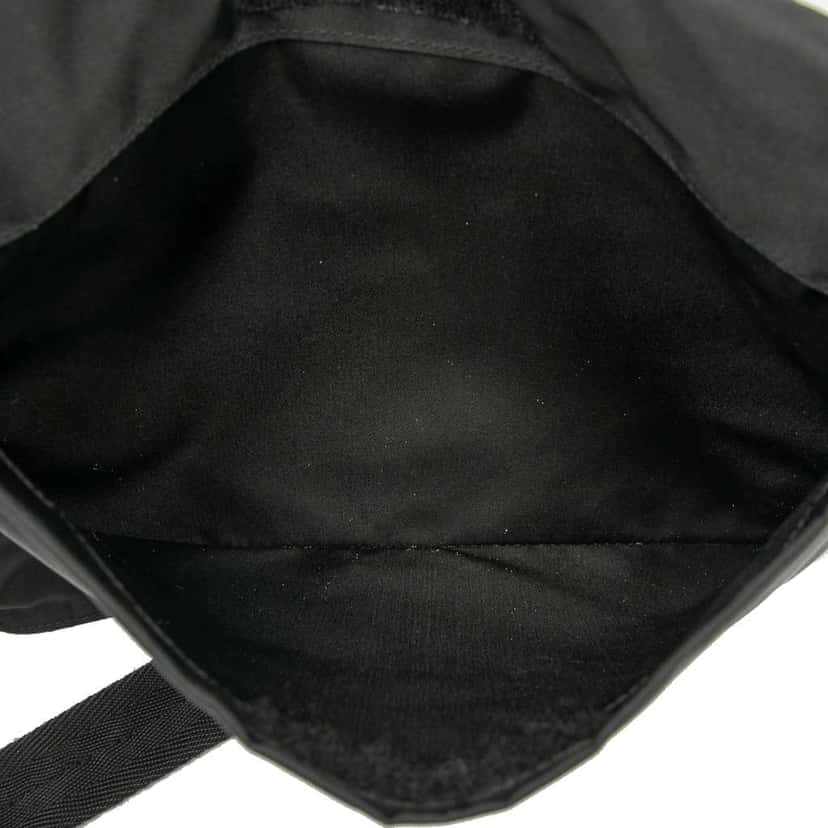 Prada Tessuto Zip Top Crossbody Black Very good condition - Model View