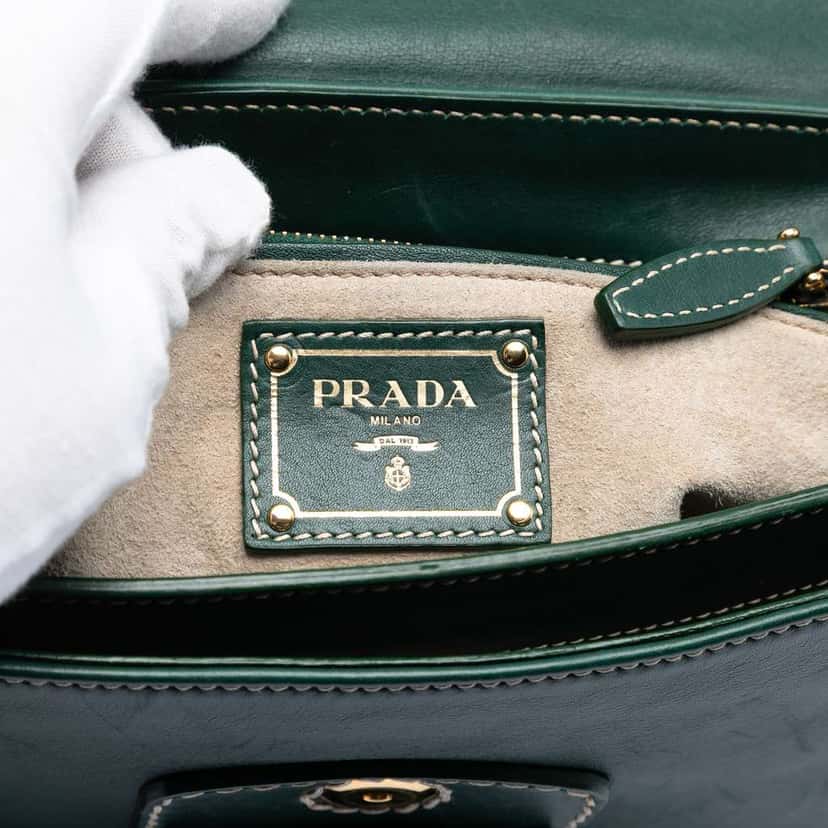 Prada City Calf Push Lock Flap Crossbody Green Leather Very good condition - Box View