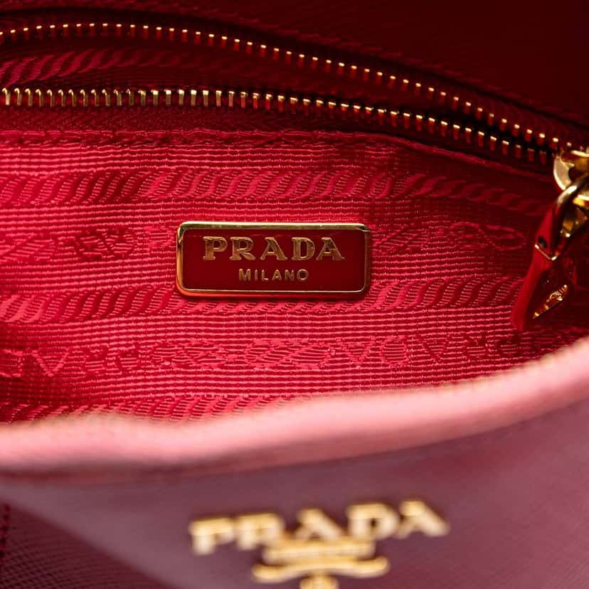 Prada Bicolor Saffiano Cosmetic Pouch Red Leather Very good condition - Box View
