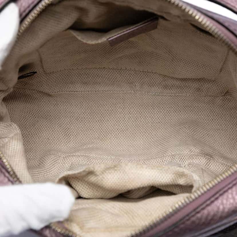 Gucci Metallic Leather Soho Disco Crossbody Purple Leather Very good condition - Model View