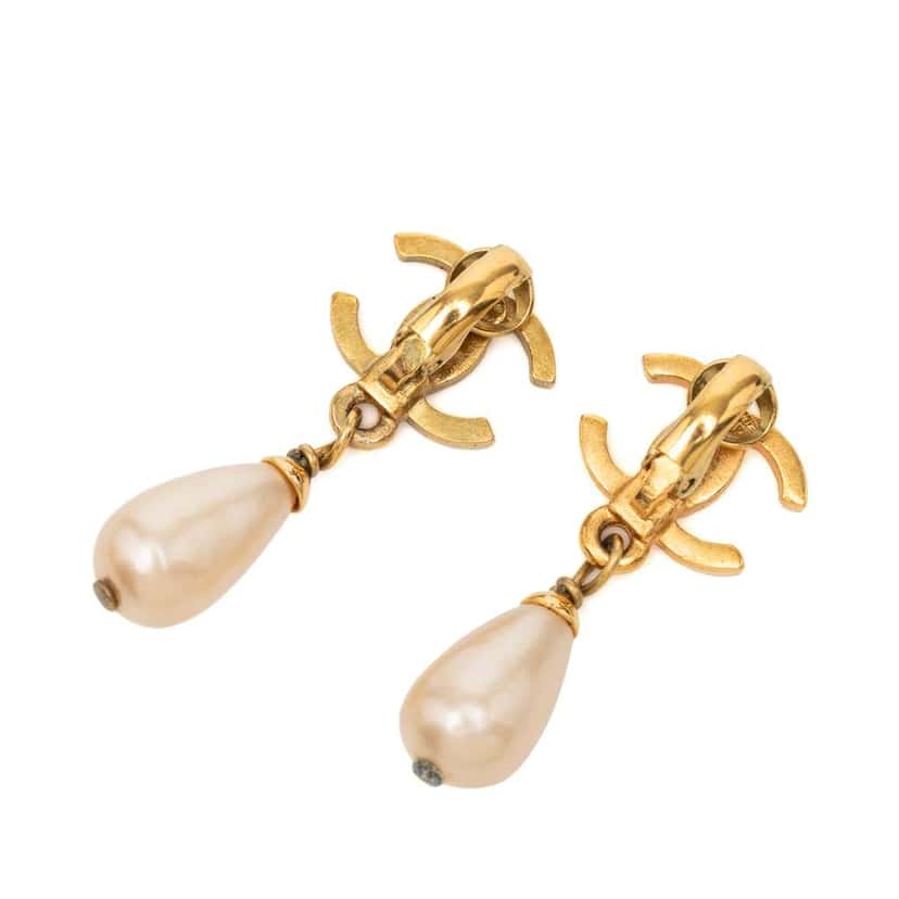 Chanel CC Gold Plated Faux Pearl Drop Clip On Earrings Gold Metal Very good condition - Back View