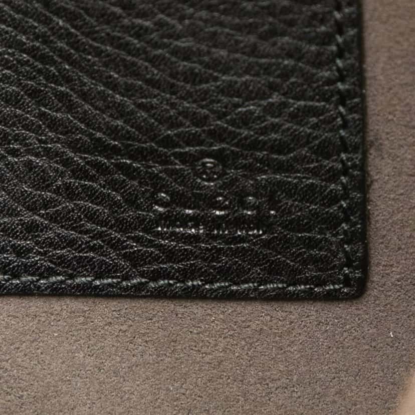 Gucci Leather Dragon Embroidered Zip Pouch Black Leather Good condition - Box View