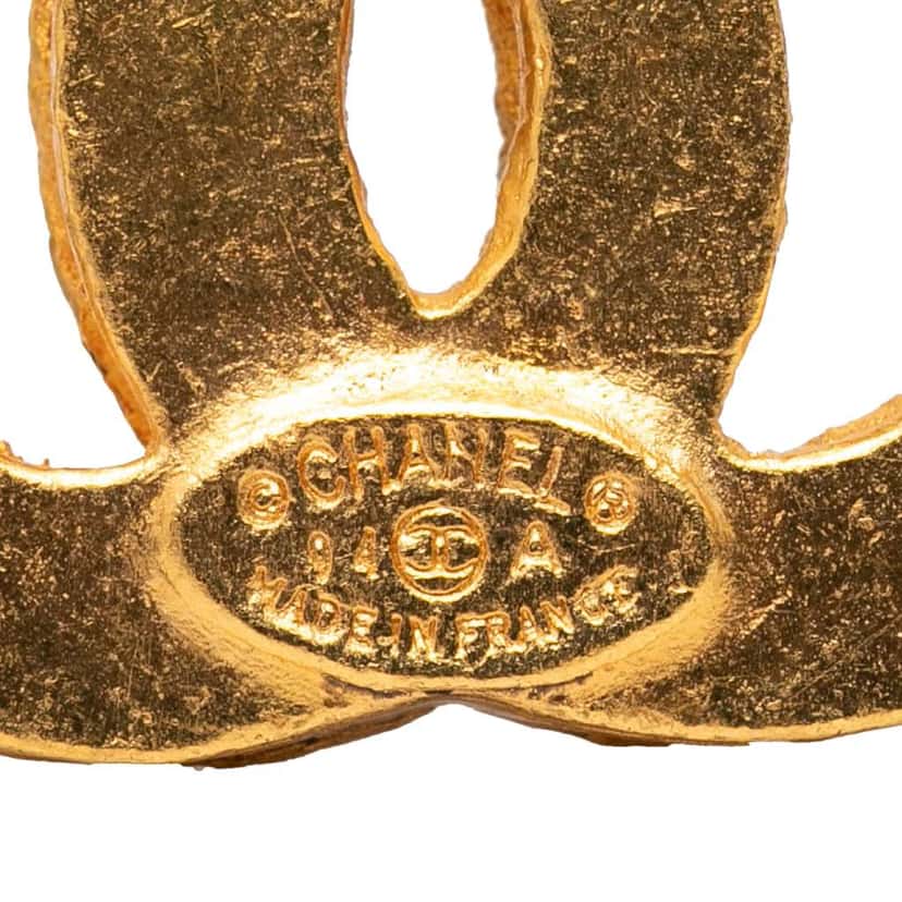 Chanel Gold Plated Triple CC Brooch Gold Metal Very good condition - Model View