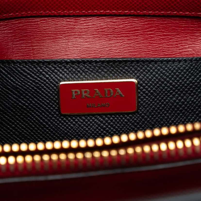 Prada Saffiano Cuir Convertible Top Handle Bag Black Leather Very good condition - Box View