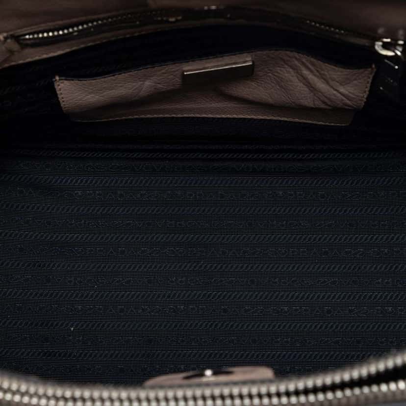 Prada Glace Calf Twin Pocket Double Handle Satchel Brown Leather Very good condition - Model View