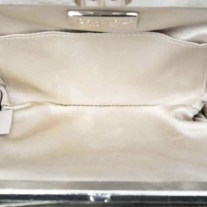 Chanel Satin Sequin Embroidered La Pausa Evening Clutch Silver Satin Very good condition - Model View