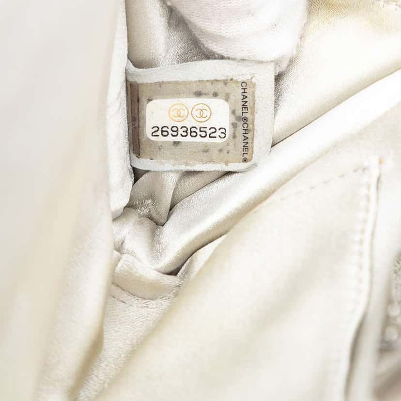 Chanel Satin Sequin Embroidered La Pausa Evening Clutch Silver Satin Very good condition - Box View