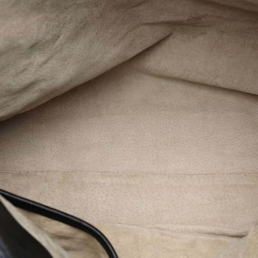 Prada Soft Calf Open Convertible Tote Black Leather Good condition - Model View