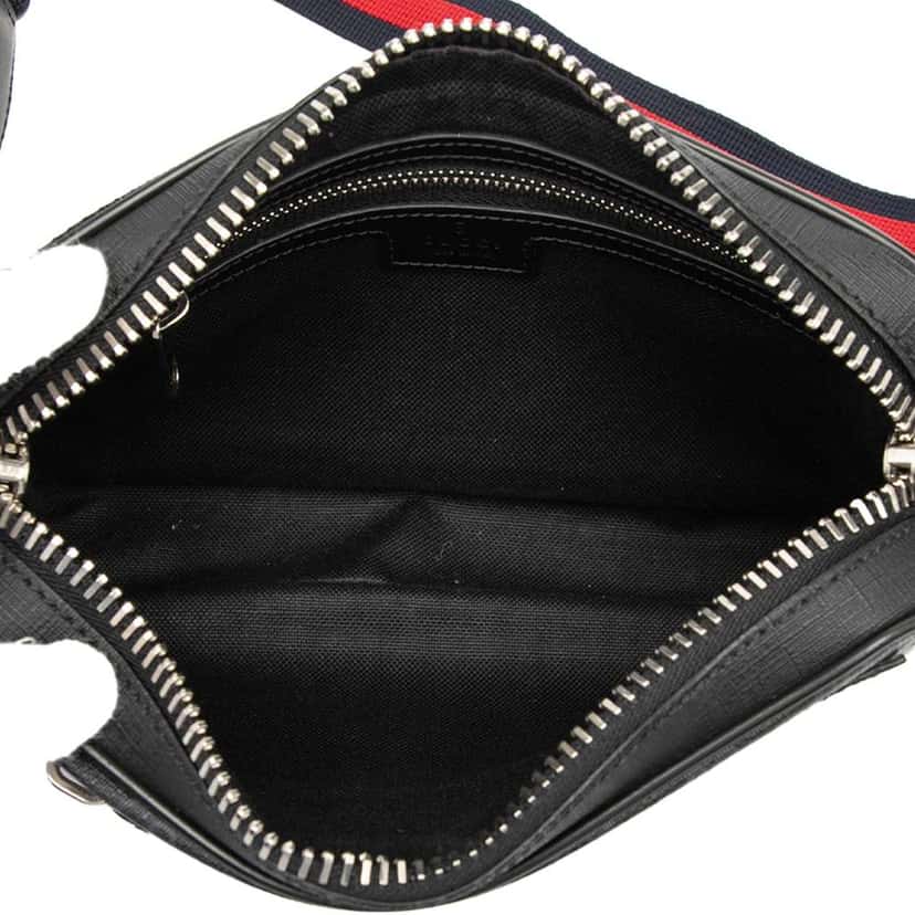 Gucci Small GG Supreme Web Belt Bag Black Canvas Very good condition - Model View