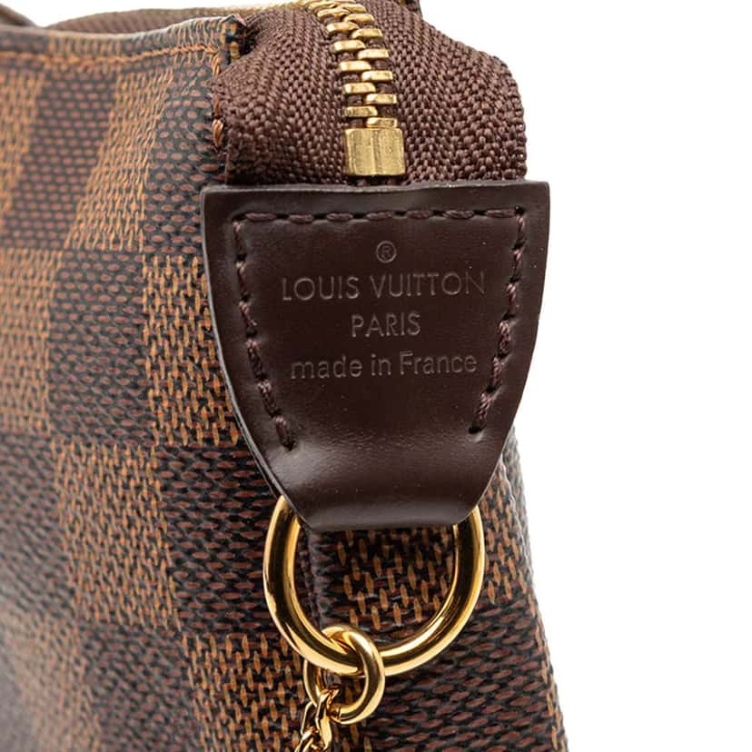Louis Vuitton Damier Ebene Mini Pochette Accessoires Brown Very good condition - Box View