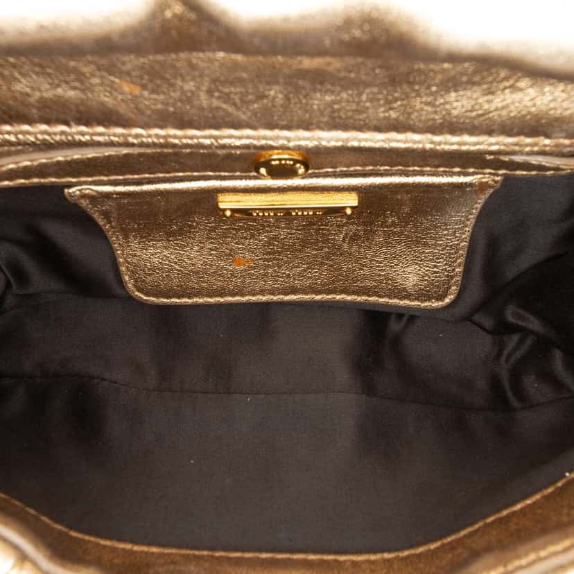 Miu Miu Metallic Matelasse Nappa Flap Crossbody Gold Leather Very good condition - Model View