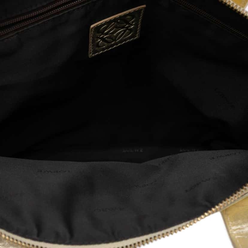 Loewe Metallic Leather Tote Silver Leather Very good condition - Model View