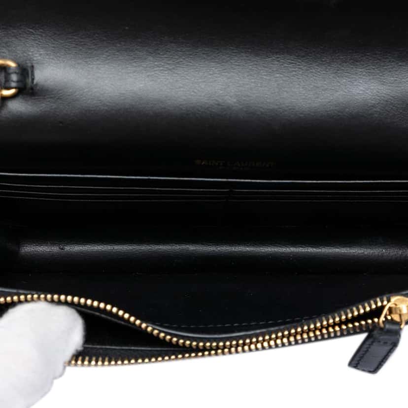 Saint Laurent Leather Enameled Monogram Kate Tassel Wallet on Chain Black Leather Very good condition - Model View