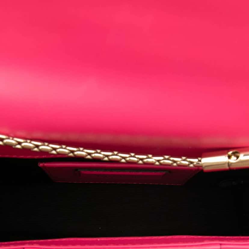 Bvlgari Small Leather Square Serpenti Forever Chain Crossbody Pink Leather Very good condition - Model View