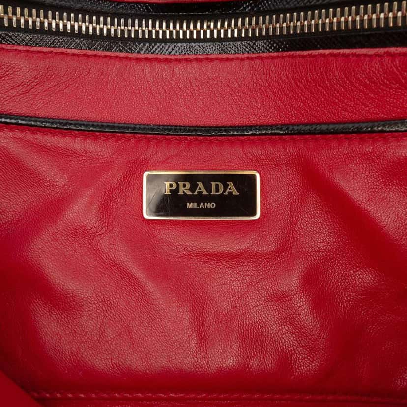 Prada Medium Saffiano Vernice Open Promenade Satchel Black Leather Good condition - Box View