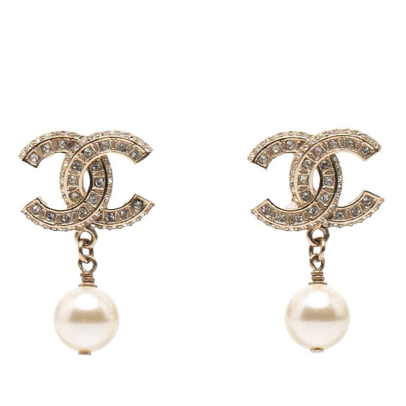 Chanel CC Gold Plated Faux Pearl and Strass Drop Earrings Gold Metal Good condition - Front View