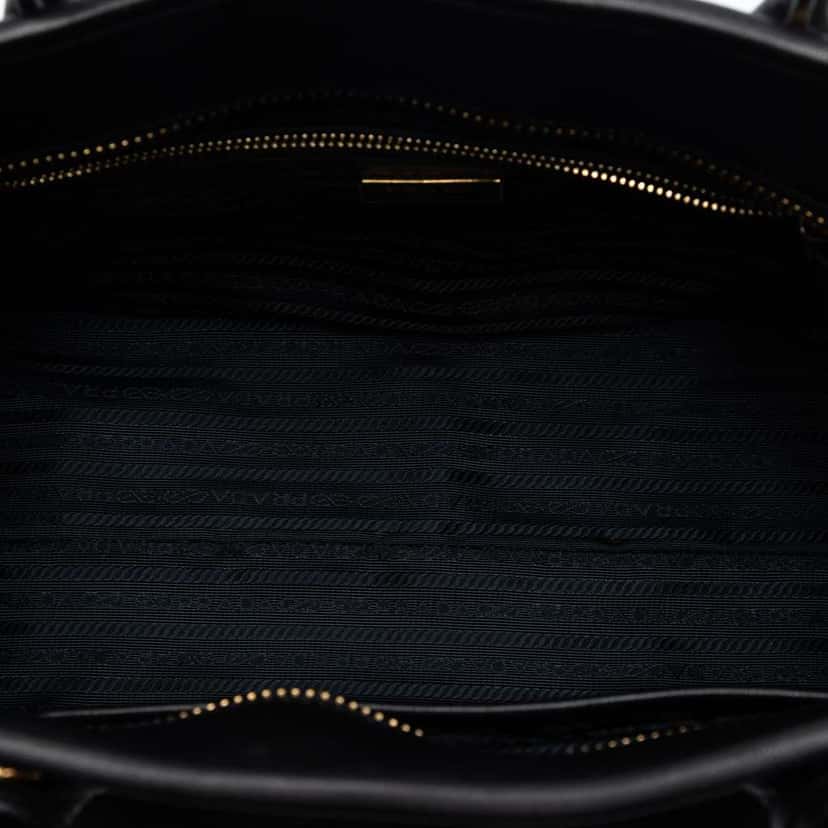 Prada Tessuto Impunturato Bauletto Satchel Black Very good condition - Model View