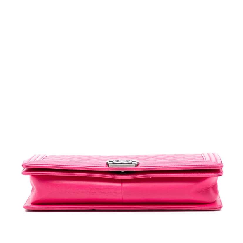 Chanel Quilted Lambskin Boy Flap Clutch Pink Leather Very good condition - Inside View