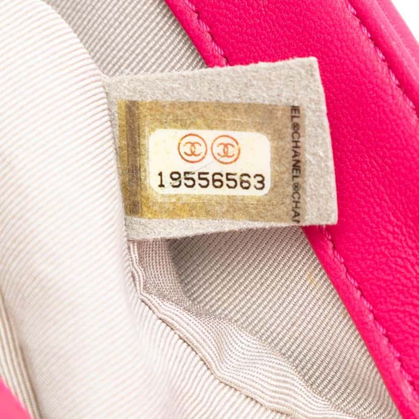 Chanel Quilted Lambskin Boy Flap Clutch Pink Leather Very good condition - Box View