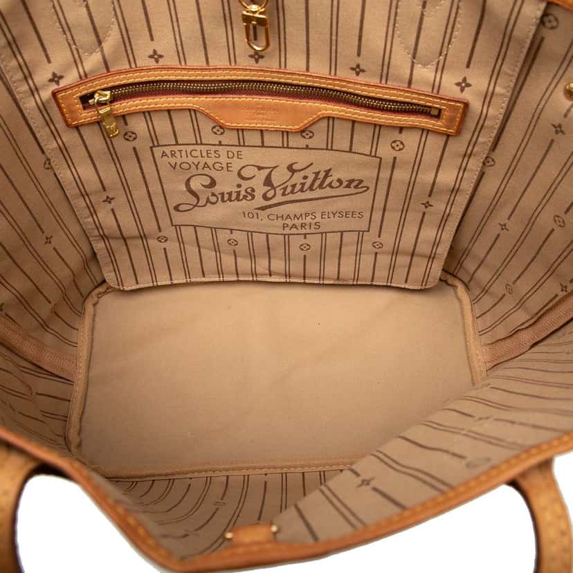 Louis Vuitton Monogram Neverfull MM Brown Very good condition - Model View