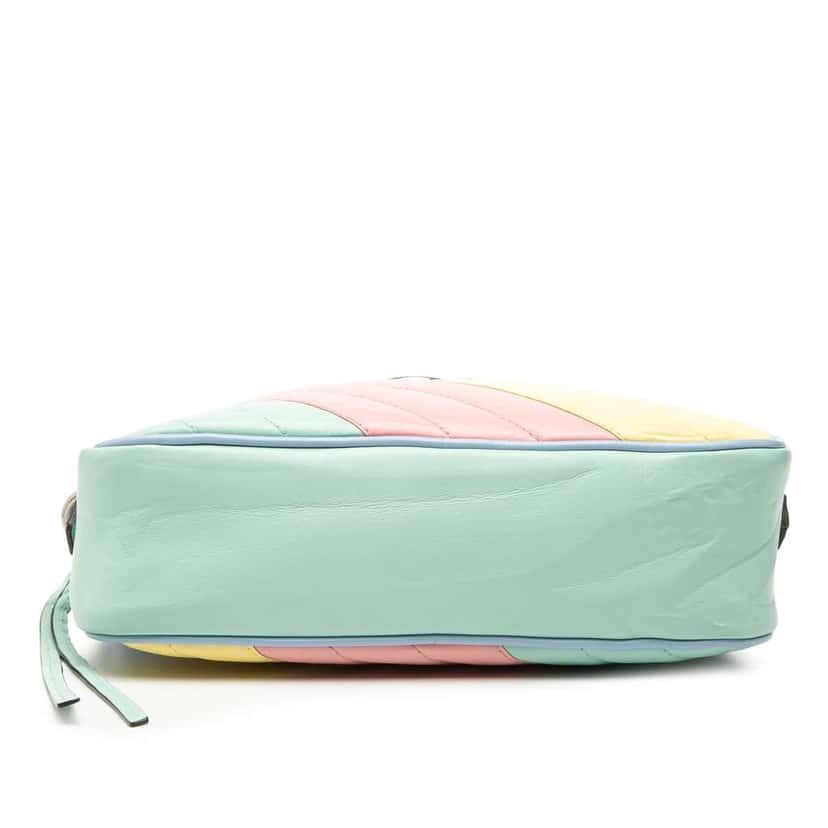 Gucci Small GG Marmont Diagonal Matelasse Leather Crossbody Blue Leather Very good condition - Inside View