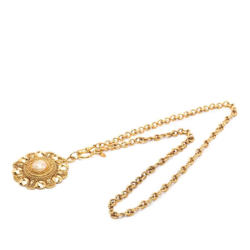 Chanel Gold Plated Faux Pearl Flower Pendant Necklace Gold Metal Very good condition - Inside View