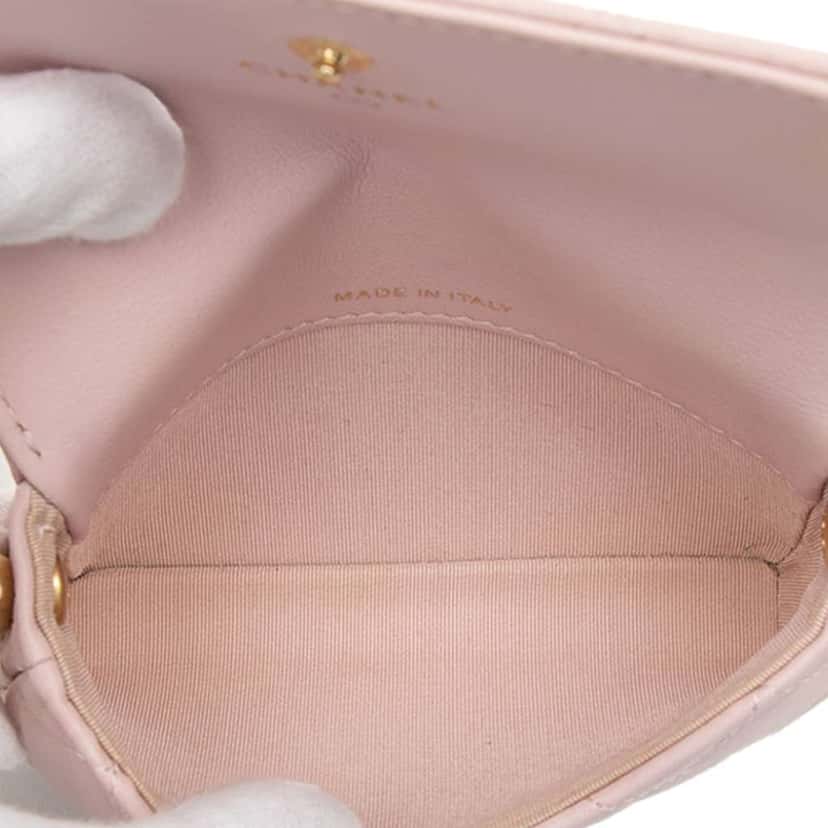 Chanel Quilted Lambskin About Pearls Card Holder On Chain Pink Leather Very good condition - Model View