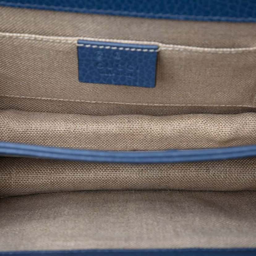 Gucci Small Dollar Calfskin Interlocking G Crossbody Blue Leather Very good condition - Model View