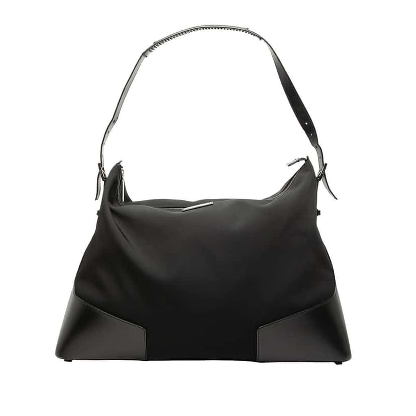 Gucci Nylon Shoulder Bag Black Very good condition - Front View