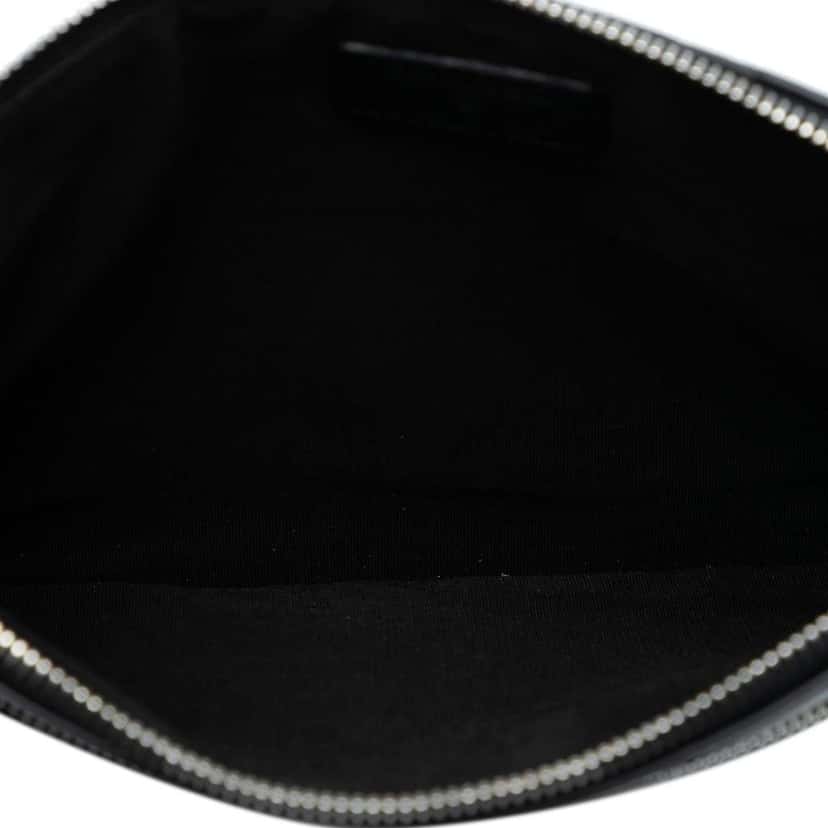 Chanel CC Quilted Lambskin Multi Zip Clutch Black Leather Very good condition - Model View