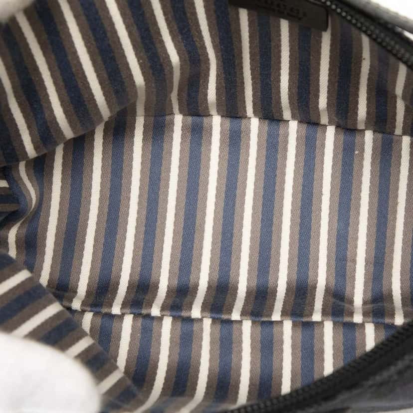 Gucci GG Canvas Boat Black Canvas Very good condition - Model View