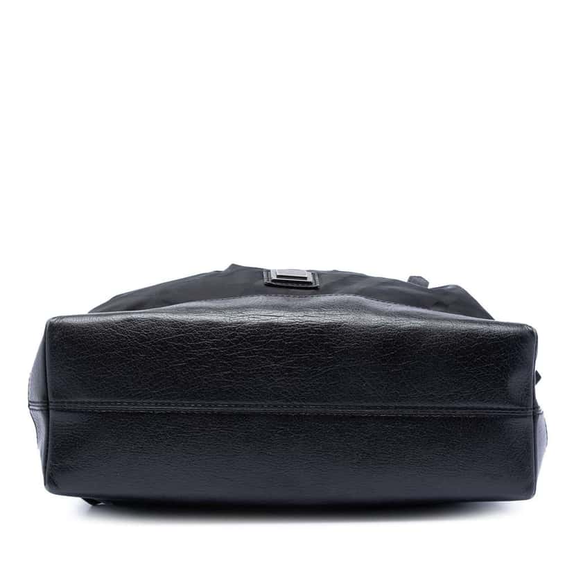 Burberry Tonal Check Nylon Shoulder Bag Black Very good condition - Inside View