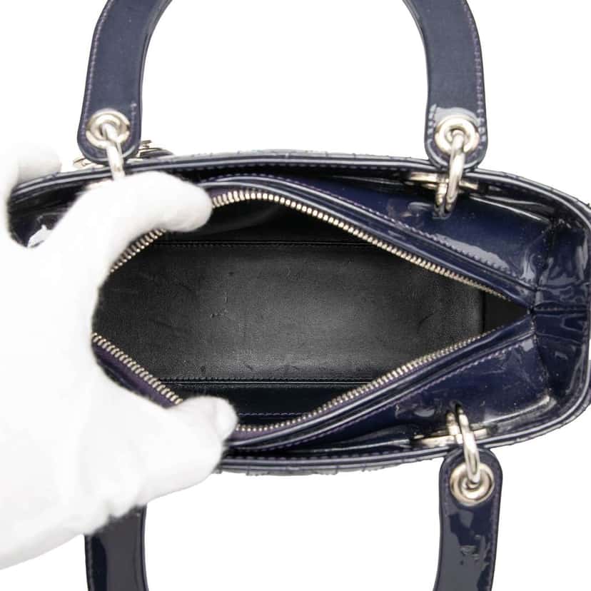 Dior Medium Patent Cannage Lady Dior Blue Leather Very good condition - Model View