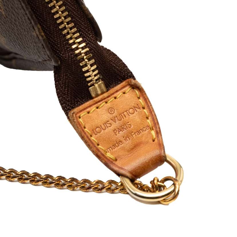 Louis Vuitton Monogram Mini Pochette Accessoires Brown Very good condition - Box View